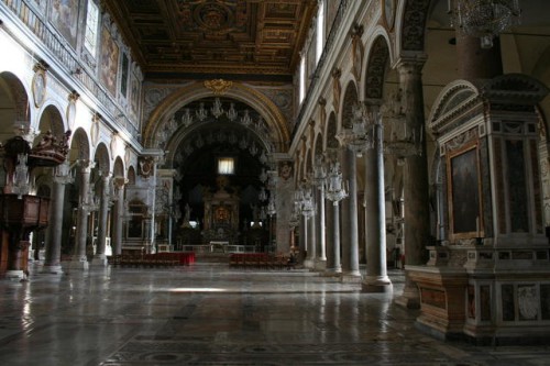 Basilica dell'Aracoeli, interno