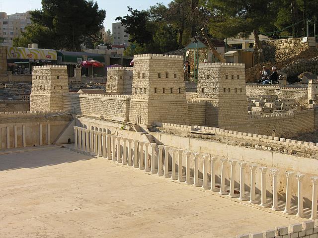La Fortezza Antonia nel plastico dell'Holy Land Hotel