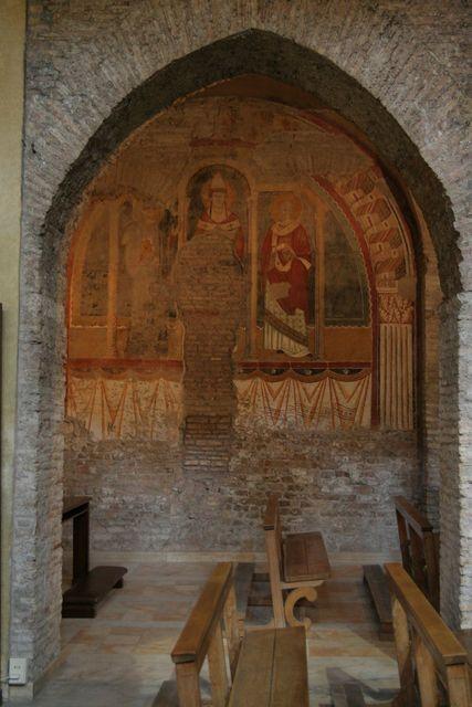 San Saba . IV navata: papa (Gregorio Magno?) con due figure di santi