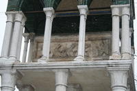 Mausoleo di Rolandino de' Passeggeri, che tenne testa a Federico II nella questione del figlio Enzo