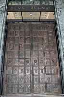 Puerta de bronce Benevento 30