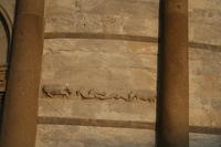 Bestiario medioevale alla base della Torre, con iscrizione di fondazione