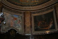 Affreschi dell'abside: al centro San Marco ed il trionfo della fede, a destra la cattura di San Marco