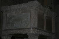 Cattedrale di Troia: pulpito (clicca sull'immagine per leggere il testo)