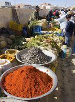 Tunisia - mercato - oasi di Nefta - febbraio 2007