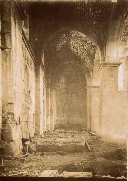 jpg 4. Eglise non deblayee