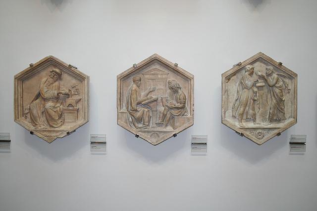Luca della Robbia: la Metallurgia, la Pedagogia e la Filosofia (Platone ed Aristotele)