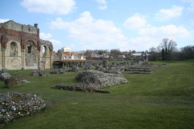 Canterbury: i resti di St. Augustine Abbey dopo la distruzione di Enrico VIII