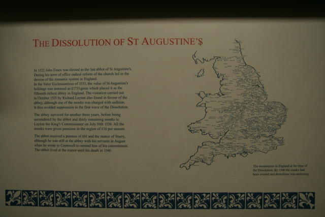 Canterbury: i resti di St. Augustine Abbey dopo la distruzione di Enrico VIII