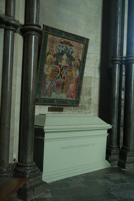Canterbury, Cattedrale, il luogo presunto della tomba di Thomas Becket, poi devastata da Enrico VIII