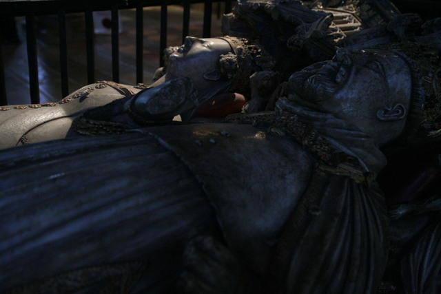 Canterbury, Cattedrale, il luogo presunto della tomba di Thomas Becket, poi devastata da Enrico VIII