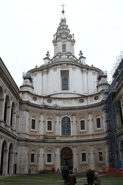 Sant Ivo alla Sapienza incontro sull Universit&agrave; medioevale 001.jpg