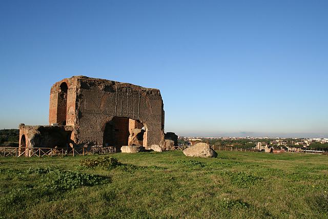 Frigidarium della Villa dei Quintili