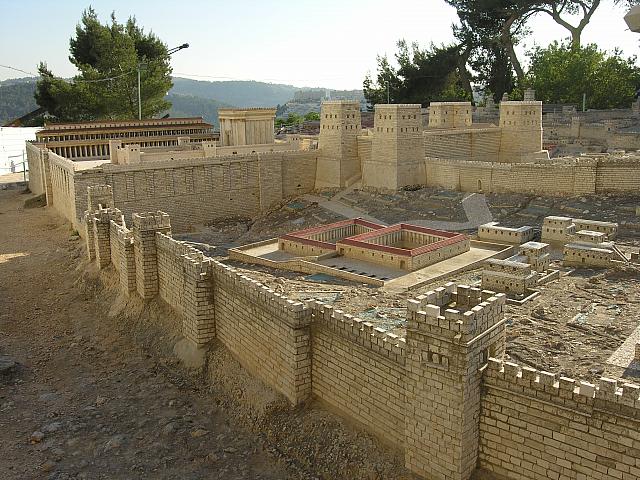 La fortezza Antonia nel plastico dell'Holy Land Hotel