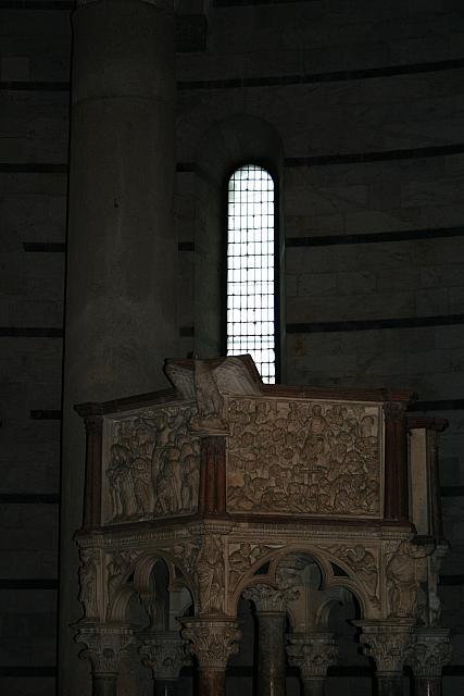 Pulpito di Nicola Pisano (1260), nel Battistero: Giudizio Universale
