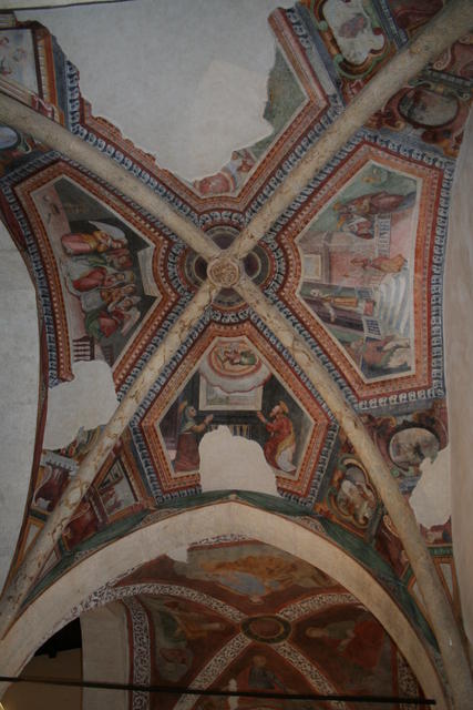 Rosciolo, Chiesa di Santa Maria delle Grazie, storie di Maria