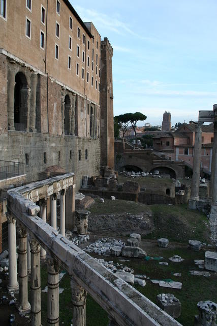 Il portico degli dei consenti ed il Tabularium