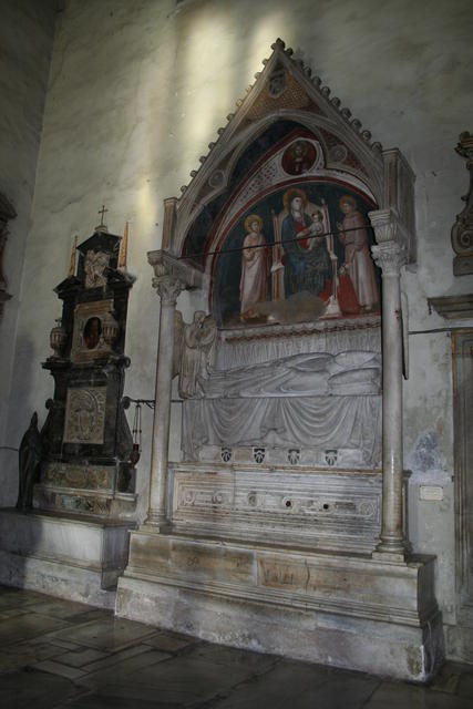 Tomba del cardinal Matteo d'Acquasparta
