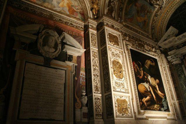 Busto del cardinale Tiberio Cerasi, tesoriere generale della Camera Apostolica, e lapide