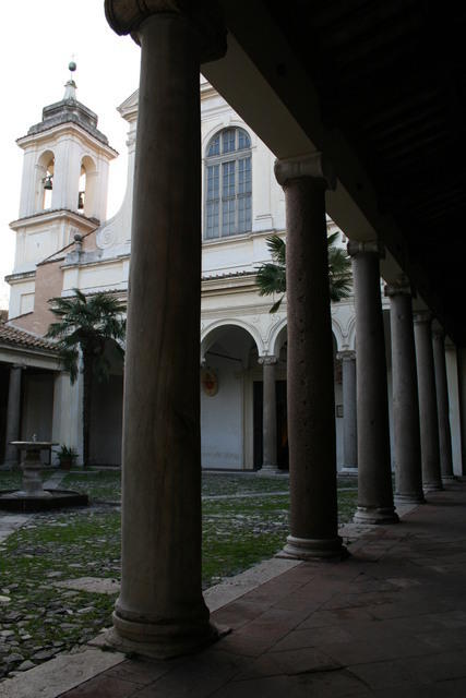 Il quadriportico di S.Clemente