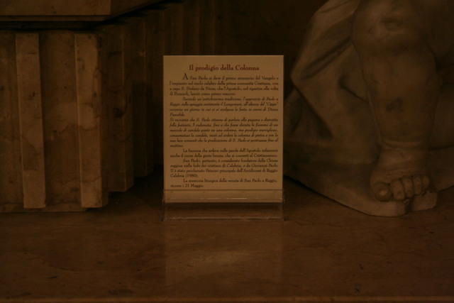 Cattedrale di Reggio: la colonna di S. Paolo, didascalia
