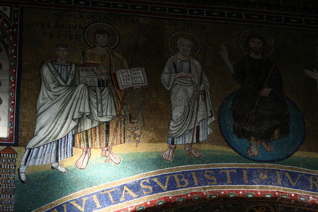 San Lorenzo fuori le mura: mosaico dell'arco trionfale della basilica pelagiana