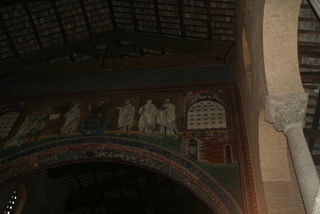 San Lorenzo fuori le mura: mosaico dell'arco trionfale della basilica pelagiana