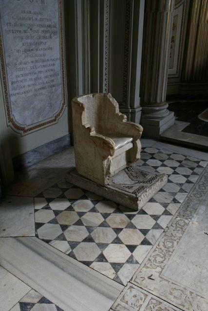 San Gregorio al Celio, la Cattedra di San Gregorio (cattedra di età romana )