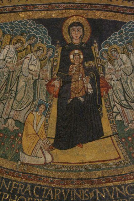 Santa Maria in Domnica alla Navicella: mosaico absidale realizzato da papa Pasquale I