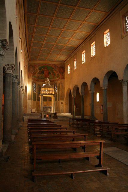 San Giorgio al Velabro: navata