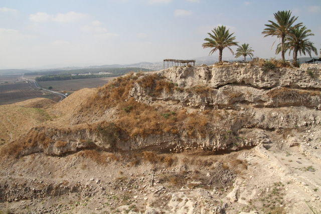 Meghiddo (Armagheddon): trincea di scavo