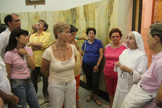 Monte delle Beatitudini: nella basilica con sr. Valeria