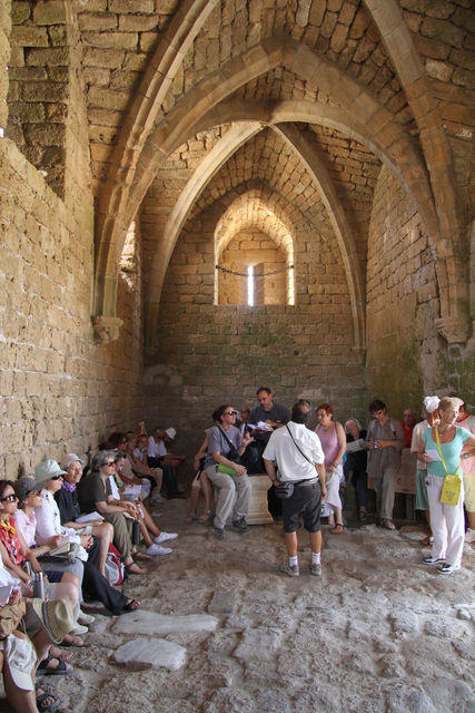 Cesarea Marittima: la porta crociata, meditando sulla partenza di san Paolo per Roma