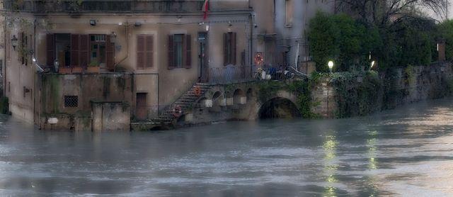 Roma - Fiume Tevere - dicembre 2008