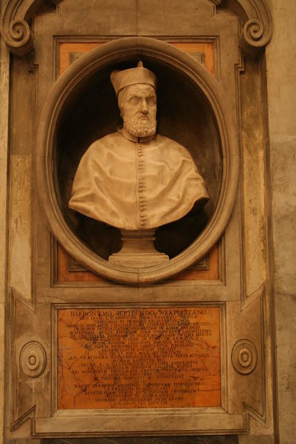 Sant'Agostino in Campo Marzio: busto del cardinale Girolamo Seripando, agostiniano, protagonista del Concilio di Trento