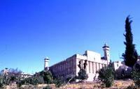 Hebron: la moschea-sinagoga con gli epitafi dei patriarchi