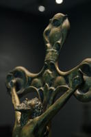 Il crocifisso di Carles Mani i Roig, per la Cappella privata del piano nobile di Casa Battló a Barcellona (1906)
