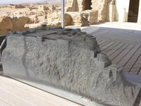 Masada: modellino del palazzo settentrionale erodiano, costruito su tre livelli