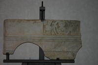 Todi, Lastra marmorea con Cristo tra i santi Fortunato e Cassiano (Museo Civico)