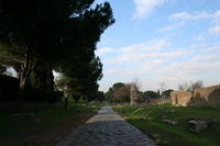 Il pavimento romano lastricato dell'Appia antica: appena fuori il Ninfeo della Villa dei Quintili