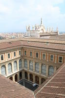 Cortile del Vicariato dall'altana