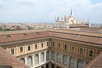 Cortile del Vicariato dall'altana