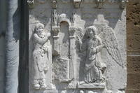 Fossacesia, Abbazia di S.Giovanni in Venere, Portale, L'annuncio dell'angelo a Zaccaria