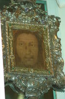 Manoppello, Il volto santo (aprire la foto per la spiegazione)