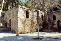 Efeso: la casa di Maria, Meryem Ana Evi (clicca sull'immagine per leggere)
