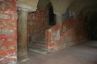 San Lorenzo fuori le mura: il chiostro romanico