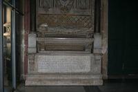 Santa Cecilia in Trastevere: monumento sepolcrale di Niccolò Forteguerri