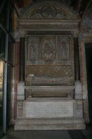 Santa Cecilia in Trastevere: monumento sepolcrale di Niccolò Forteguerri
