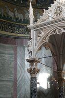 Santa Cecilia in Trastevere: il ciborio di Arnolfo di Cambio, Tiburzio a cavallo