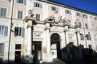 Santa Cecilia in Trastevere: la facciata di Ferdinando Fuga